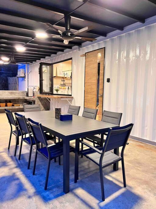 The White Box Villa - Genting Highland Foot Area Бентонг Екстериор снимка